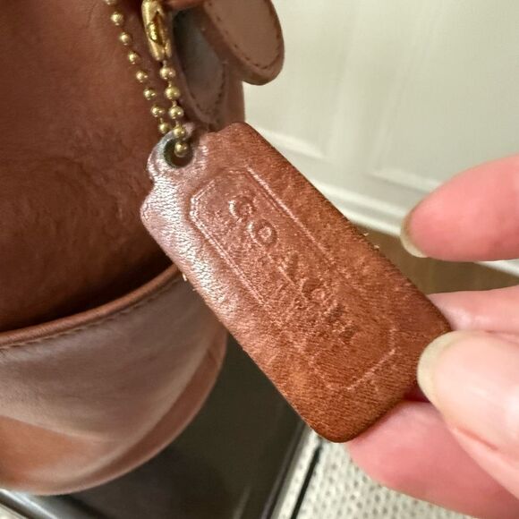 Vintage 90s Coach 1995 4151 Thompson Bucket Bag Tan Leather USA Hang Tag - Picture 4 of 11